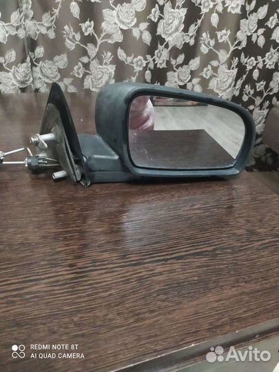 Зеркало заднего вида