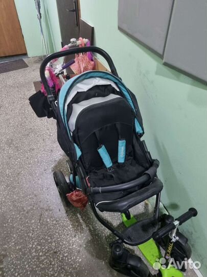 Прогулочная коляска