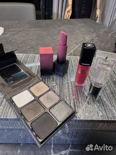 Chanel косметика москва