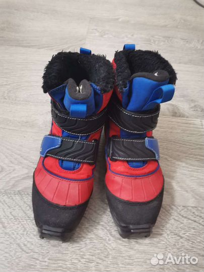 Лыжные ботинки fisher