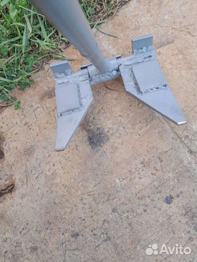 Якорь для лодки