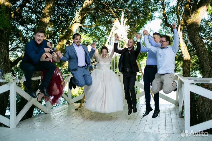 Поющий ведущий на свадьбу + диджей свадебный