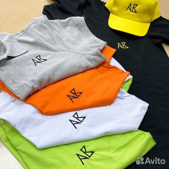 Вышивка на одежде на заказ