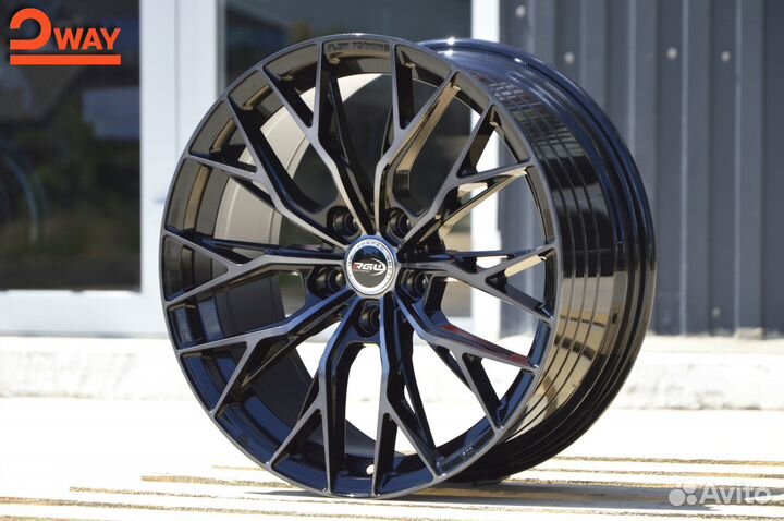 R18 Vorsteiner LK013 8J ET35 5*114.3 BL (RG83)