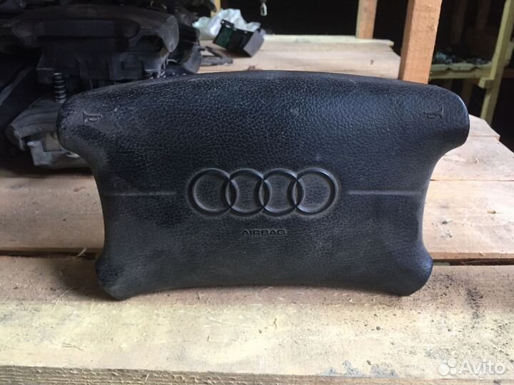 Подушка безопасности Audi A6 C4