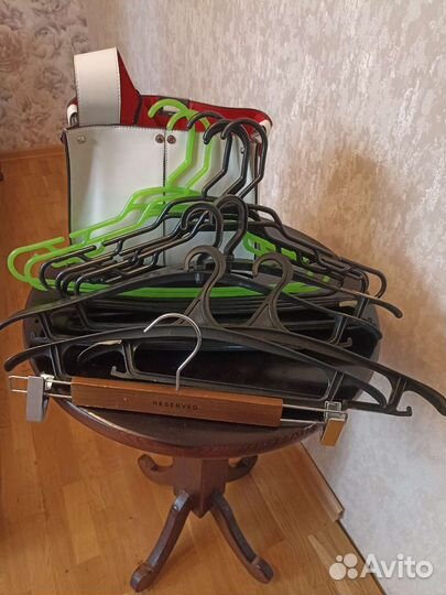 Плечики для одежды