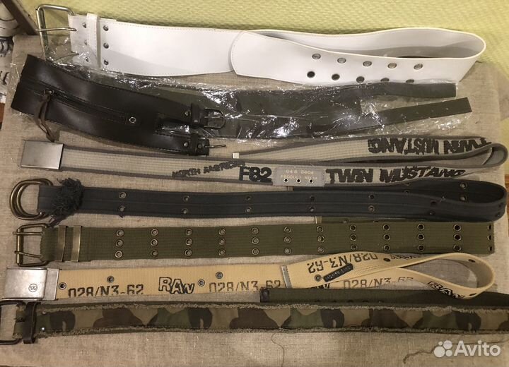 Большая винтажная коллекция ремней