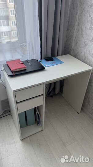 Стол письменный компьютерный с ящиками