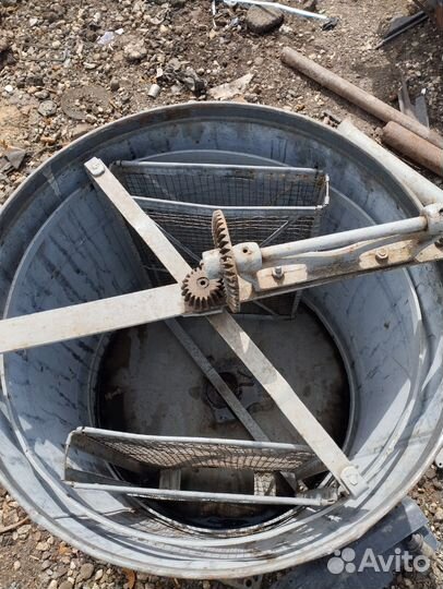 Медогонка 2х рамочная