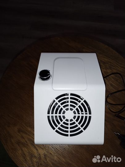 Маникюрный пылесос