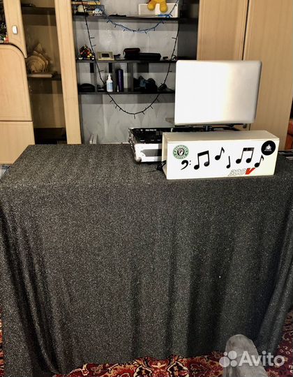 Мобильный стол для dj. Складной стол