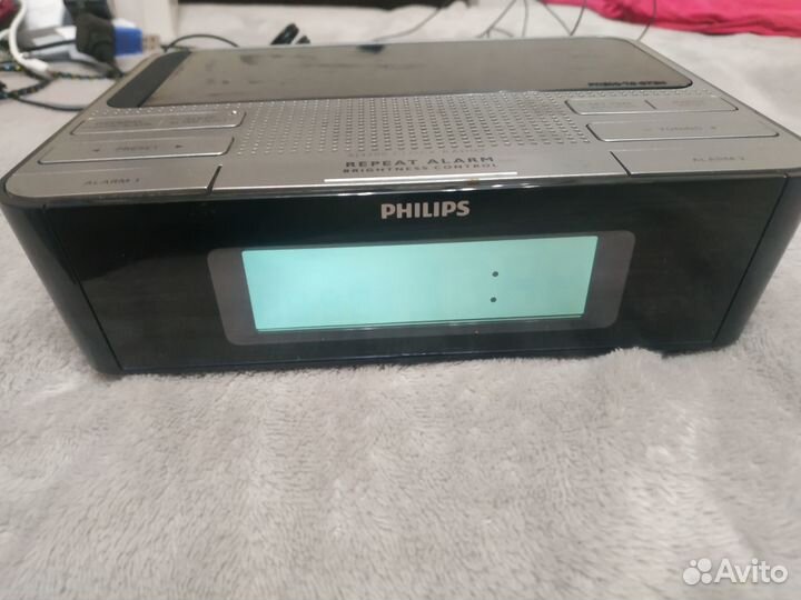 Радио часы philips AJ4200/12