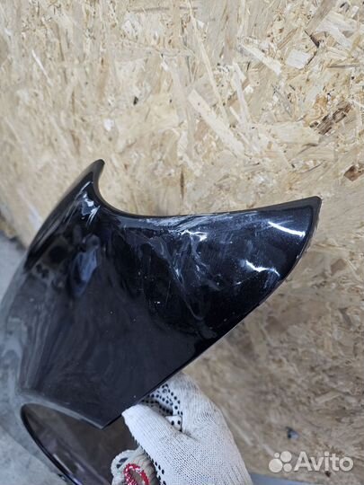 Крыло Mercedes C W203