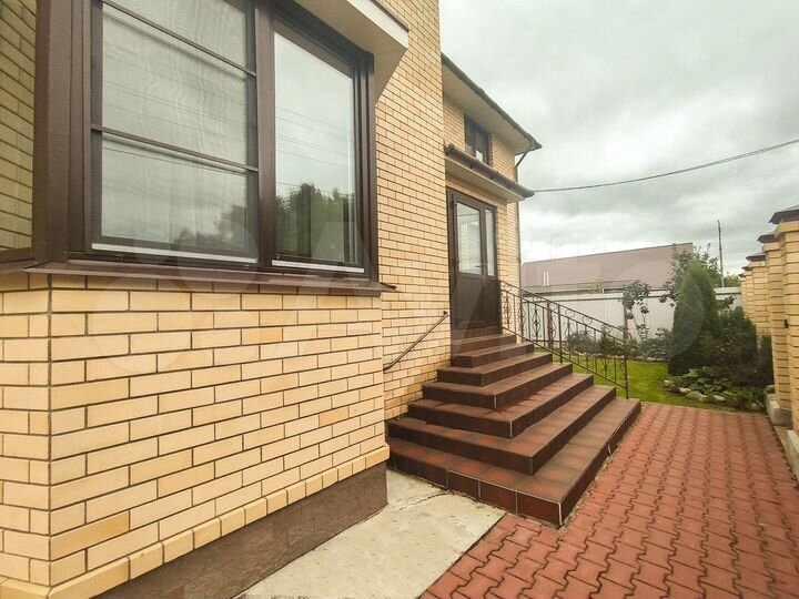 Дом 204 м² на участке 20 сот.