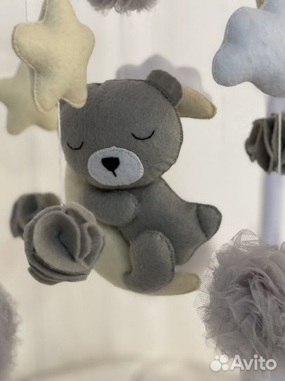 Мобиль из корейского фетра