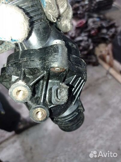 Термостат на BMW 5 Е60 n52