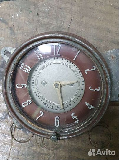 Часы от машины Победа