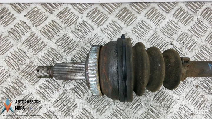 Полуось передняя левая (приводной вал, ШРУС)