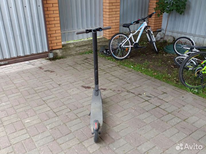 Электросамокат ninebot (Ninebot KickScooter Es2)