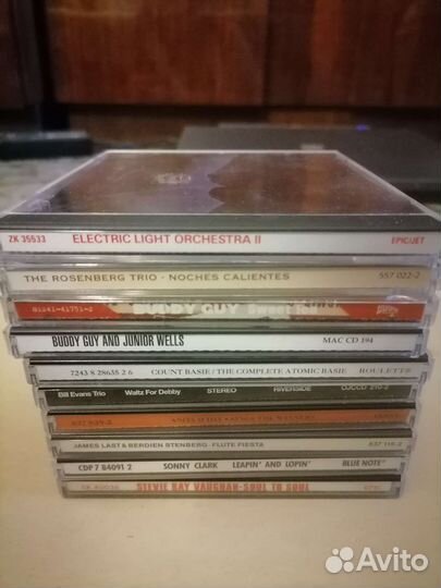 CD диски в ассортименте