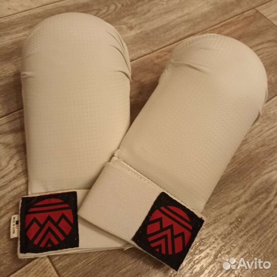 Перчатки для каратэ детские