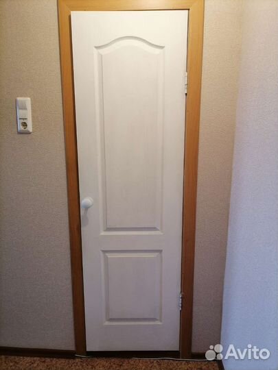 Дверь входная деревянная бу