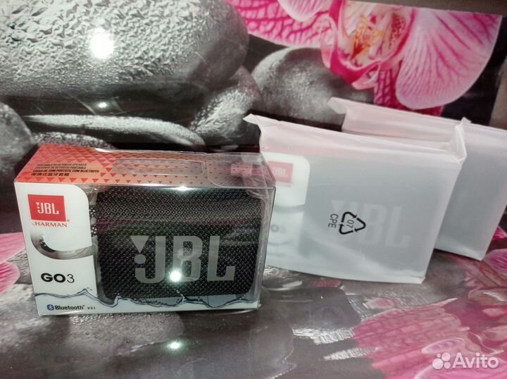 Беспроводная колонка JBL