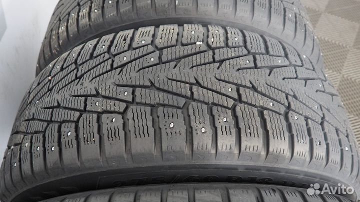 Комплект колес Nokian Tyres Hakkapeliitta 7 275/60