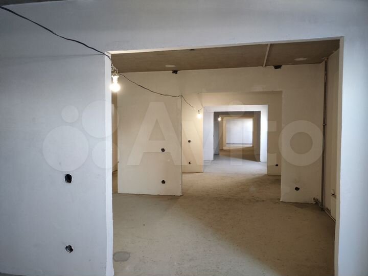 Свободного назначения, 284.9 м²