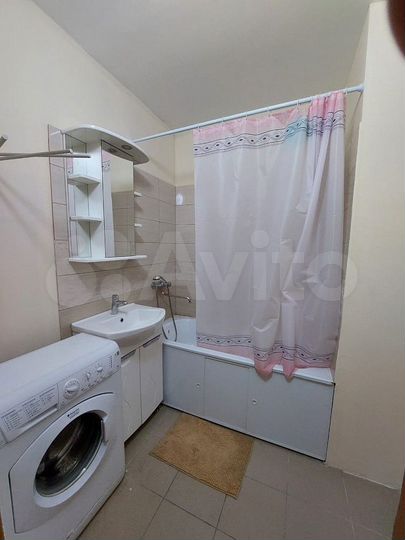 2-к. квартира, 64 м², 6/10 эт.