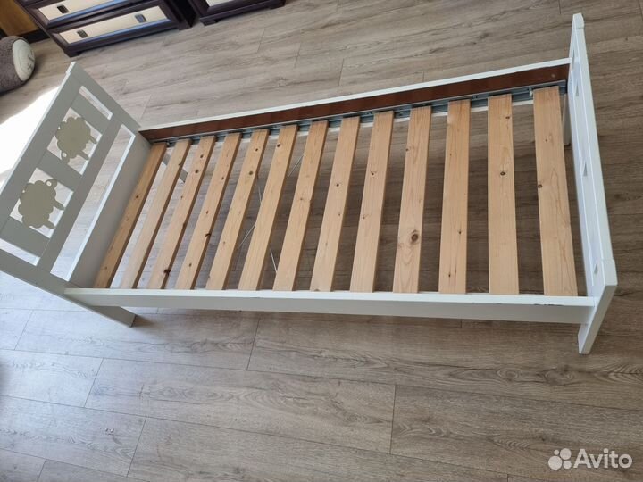 Детская кровать IKEA с бортиками 75 на 165