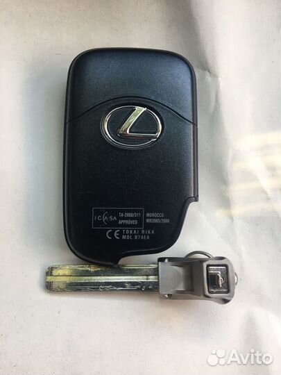 Смарт ключ lexus В 74 еа