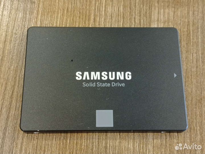 Серверные жесткие диски SSD SAS Fibre Channel