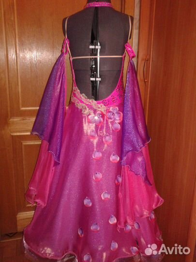 Платье для бальных танцев стандарт