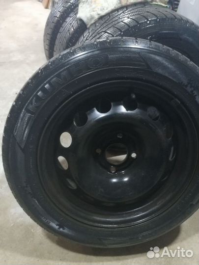 Kumho I'Zen KW31 215/55 R16 97R