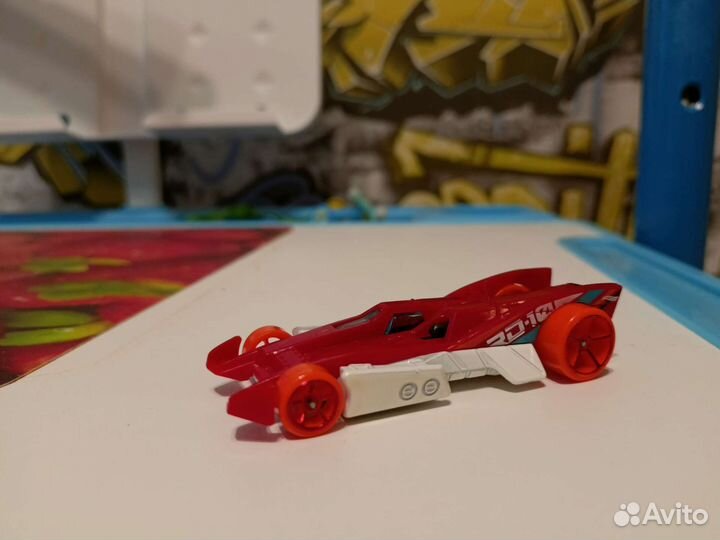 Машинки хотвилс