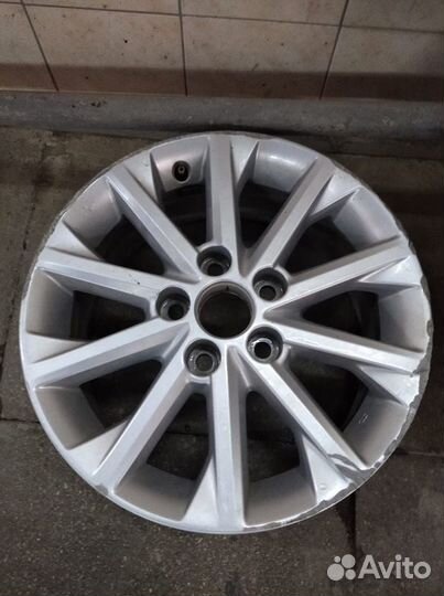 Литые оригинальные диски на Camry