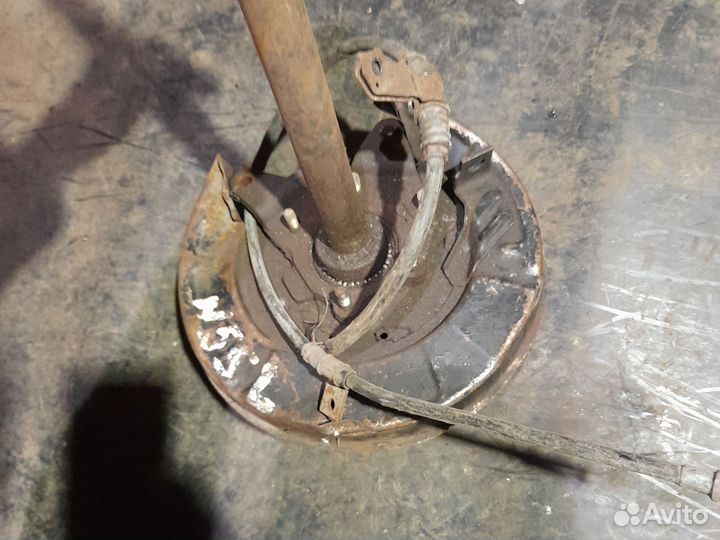 Полуось левая номер 55 без абс Паджеро 2