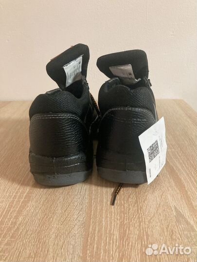 Спецобувь мужская 41 размер