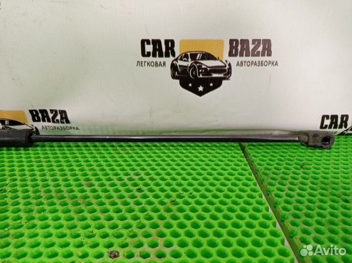 Амортизатор капота