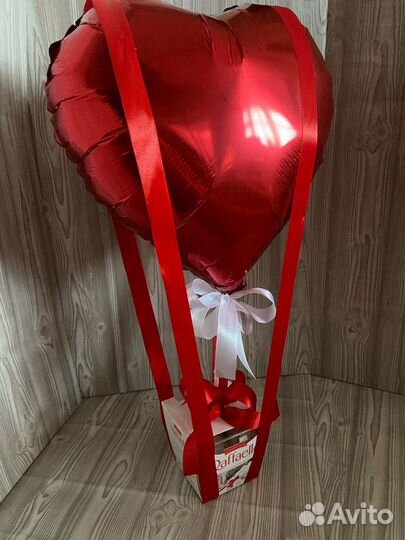 Сладкий подарок