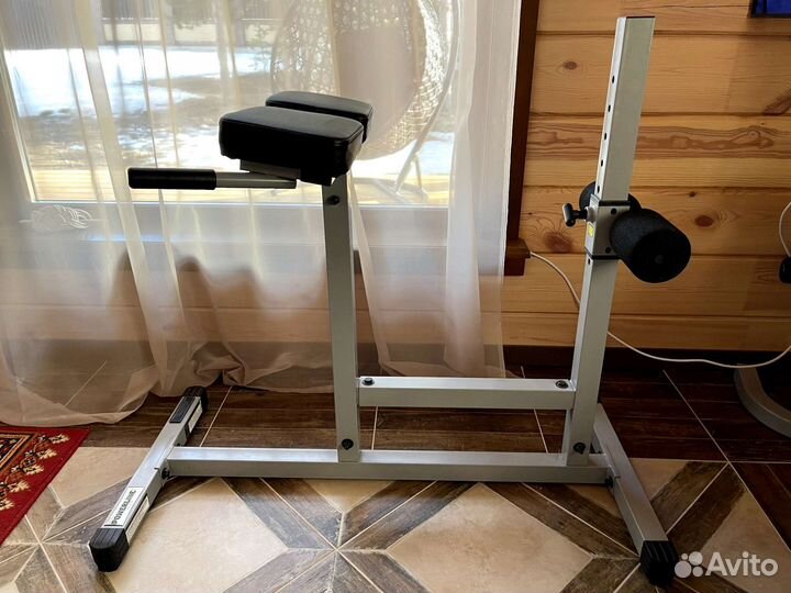 Тренажер для гиперэкстензии