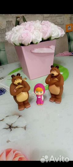 Игрушка Маша Медведь