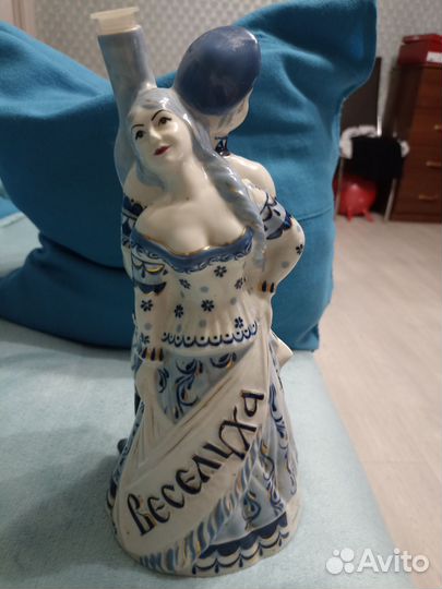 Штоф статуэтка, высота 30 см