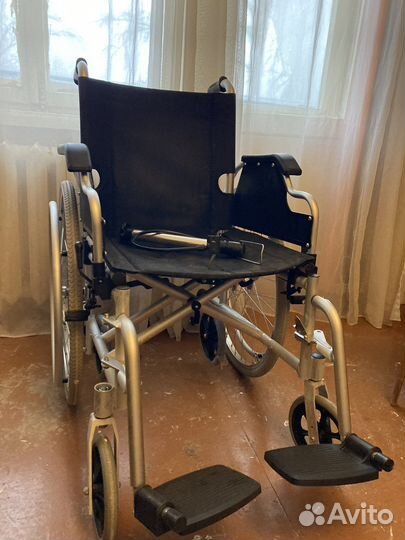 Коляска инвалидная
