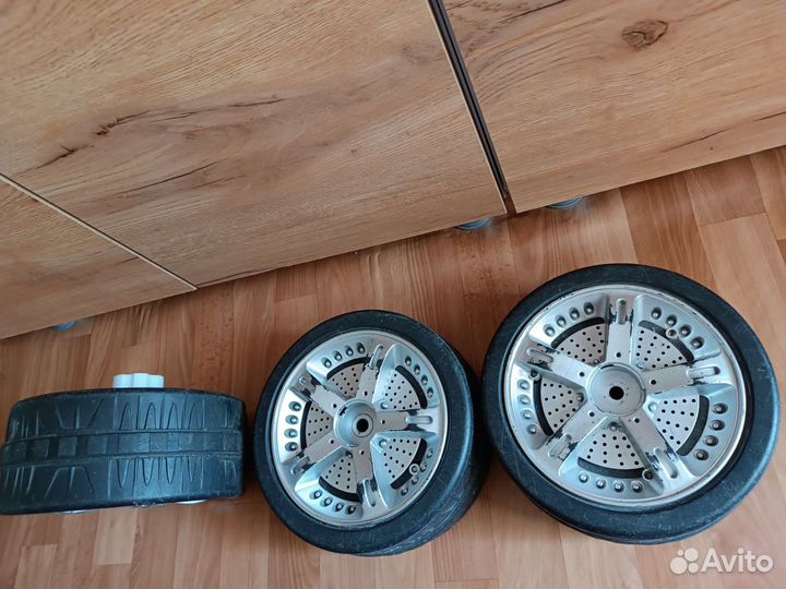 Колеса от детского электромобиля