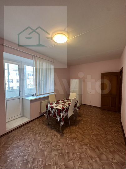 3-к. квартира, 115 м², 3/6 эт.