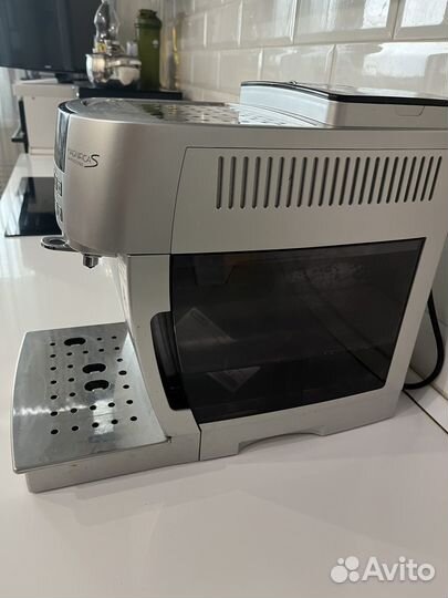 Кофемашина delonghi