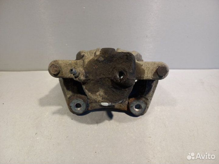 Суппорт передний левый Renault Duster H4M438 2018