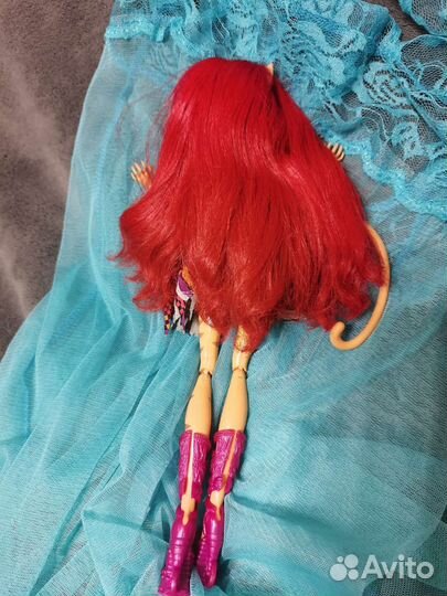 Кукла монстр хай Кети нуар бу Йорк, Тора цирк